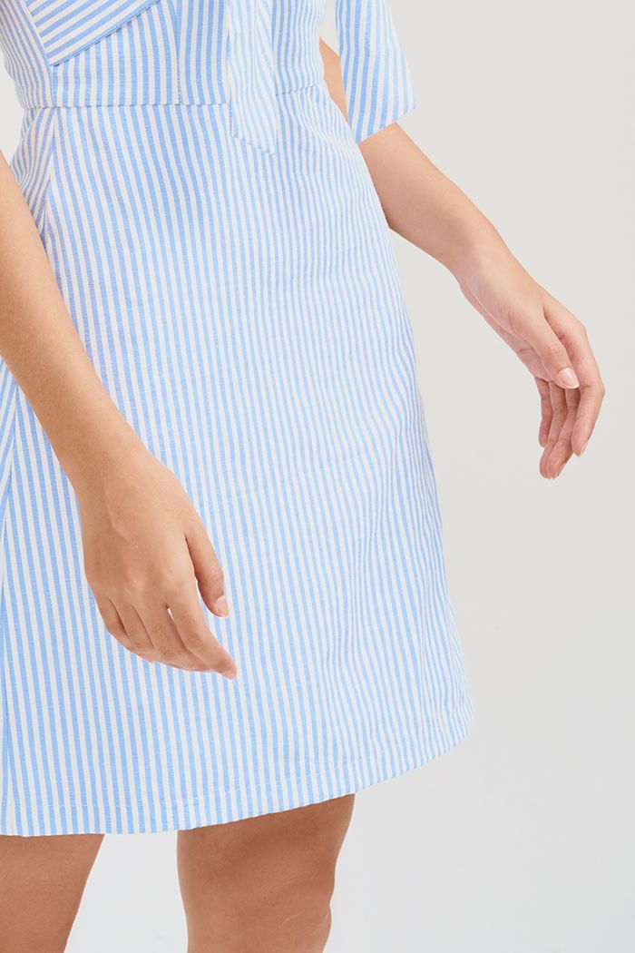 Đầm sọc 2 dây thắt nơ ngực