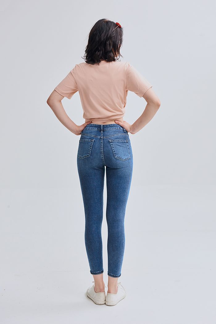 Quần jeans ôm wash rách đùi