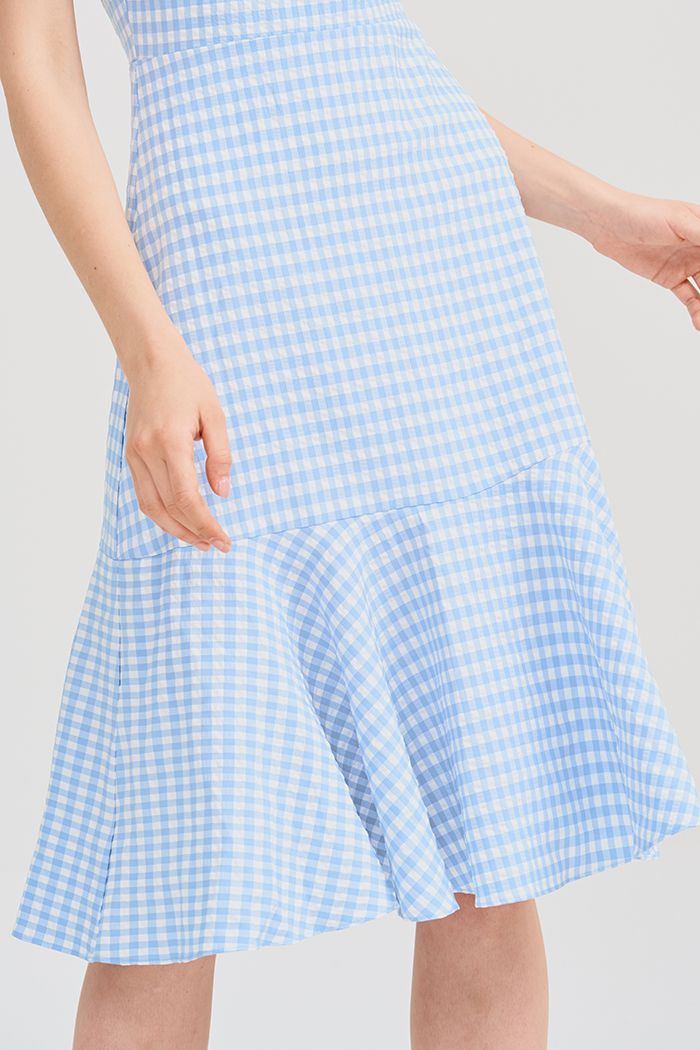 Đầm midi cổ tim tay lở bèo tùng