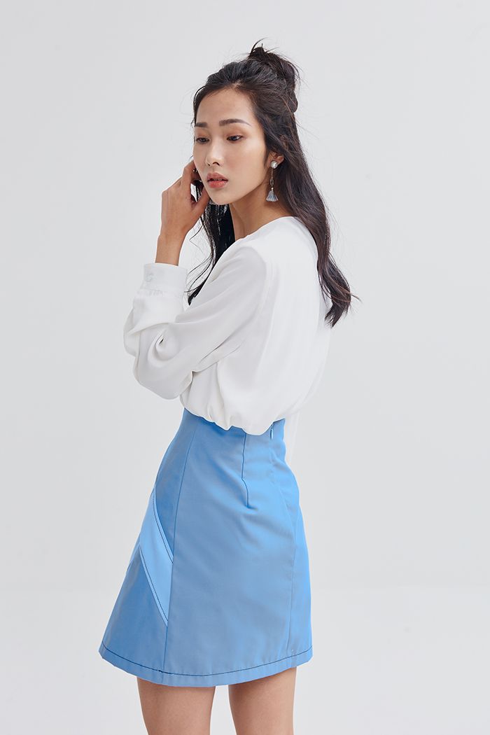 Váy A nhấn ziczac bảng to