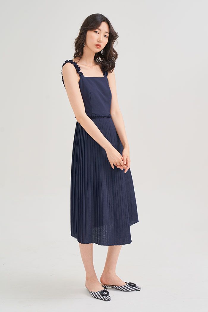 Đầm 2 dây midi dập li tùng
