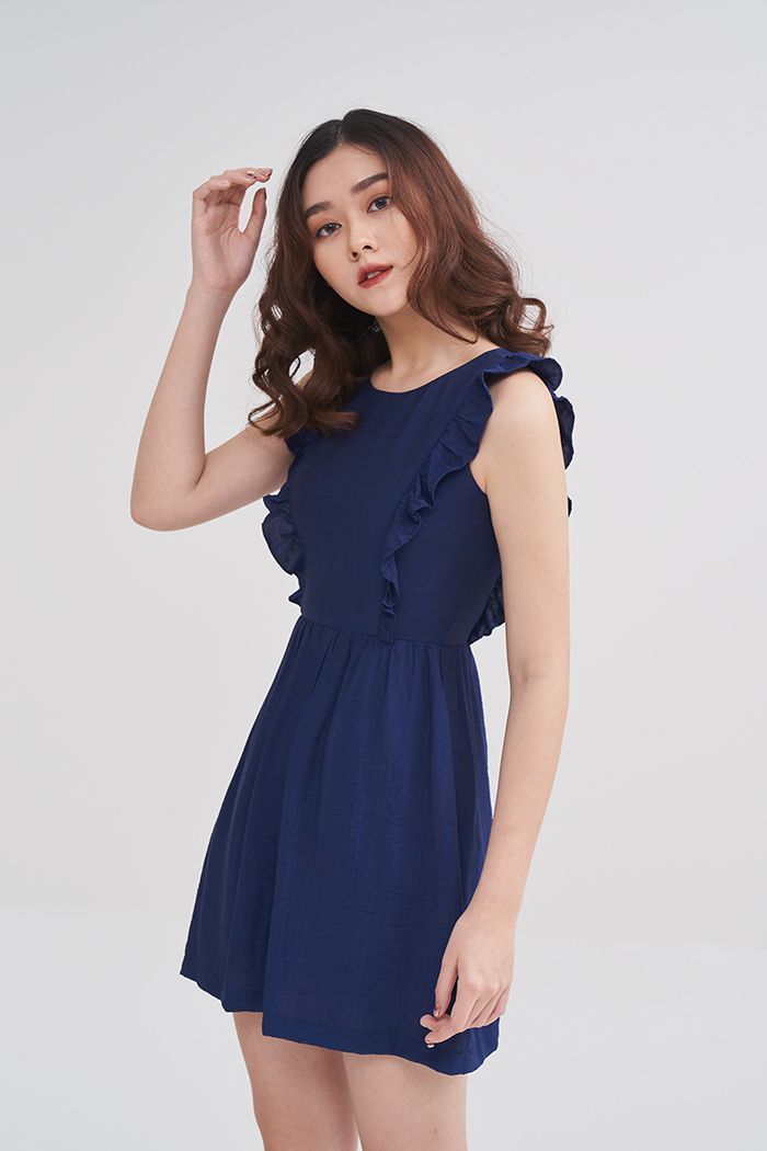 Đầm sát nách cập bèo QT25D