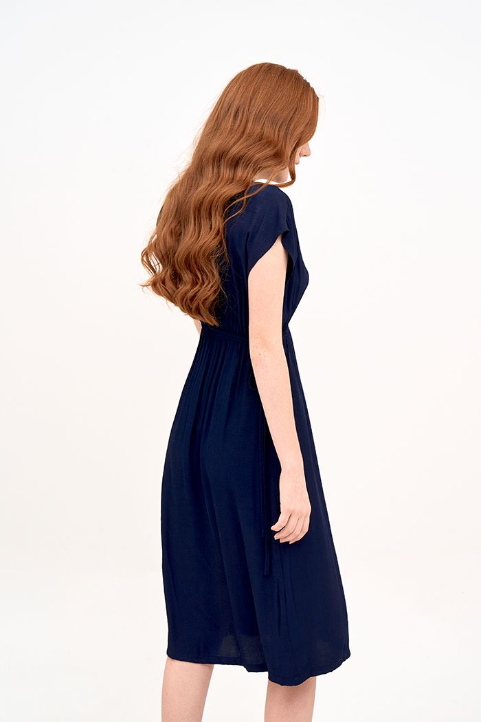 Đầm form colum midi rút eo
