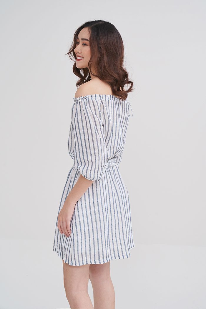 Đầm bẹt vai rút dây sọc dọc nhún eo ss19