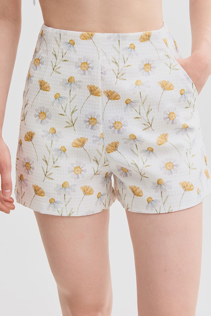 Quần short in hoạ tiết ss19 vải xốp