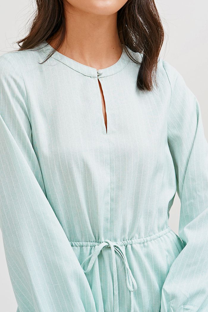 Đầm linen sọc rút eo tay lửng
