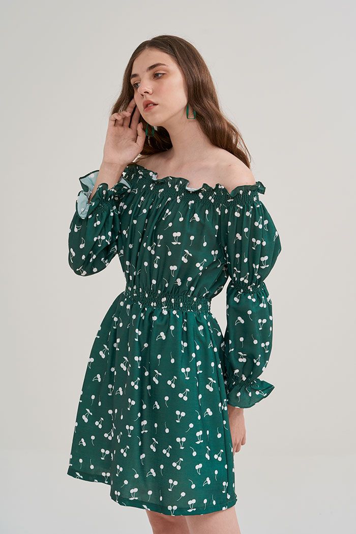 Đầm in hoạ tiết cherry bẹt vai nhún thun