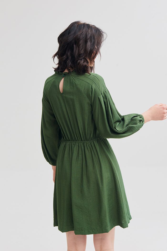 Đầm tay lửng rút dây eo bèo nhỏ cổ