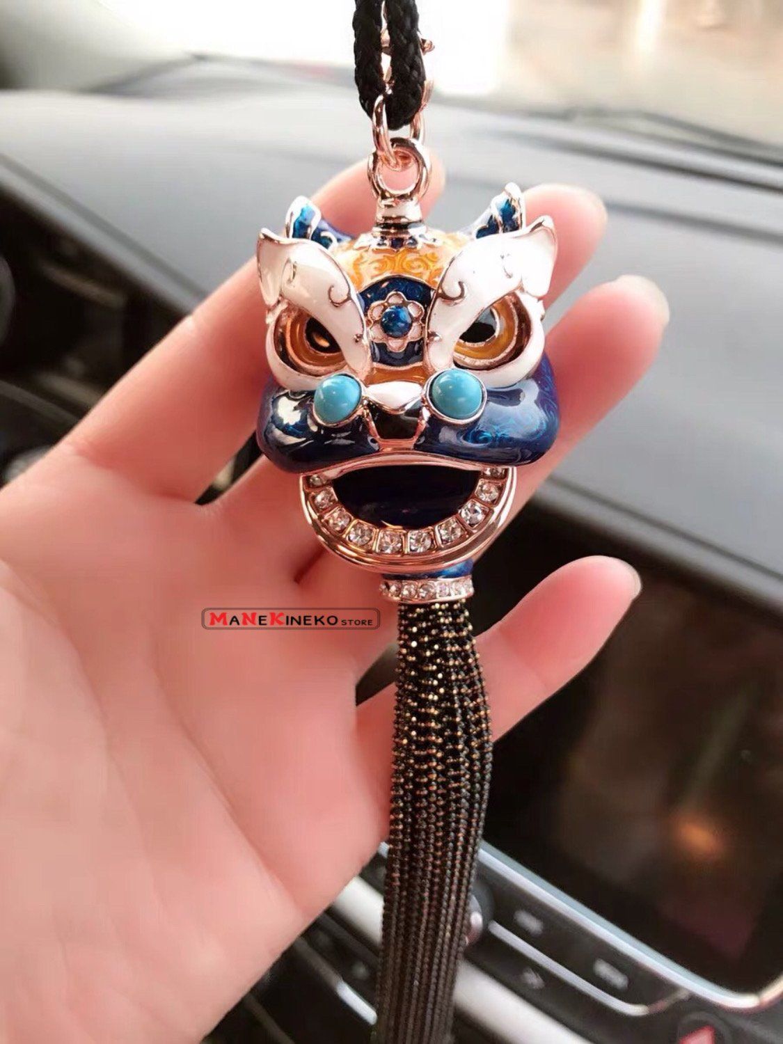 Móc treo oto đầu lân xanh