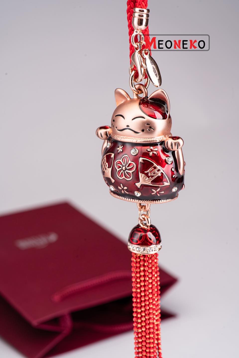 Móc treo oto mèo thần tài 2020