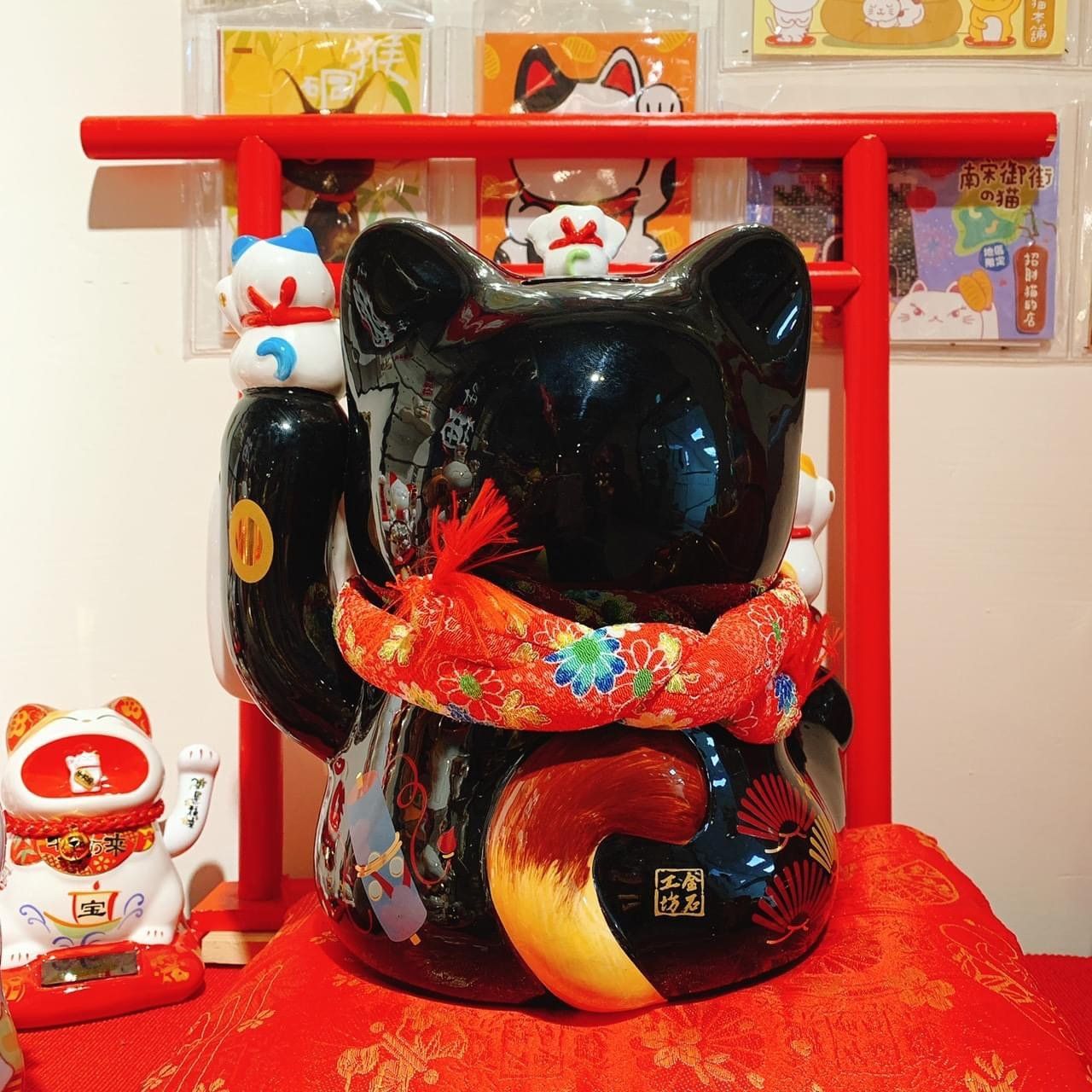 Mèo đen 27 cm (đắc tài đắc lộc)