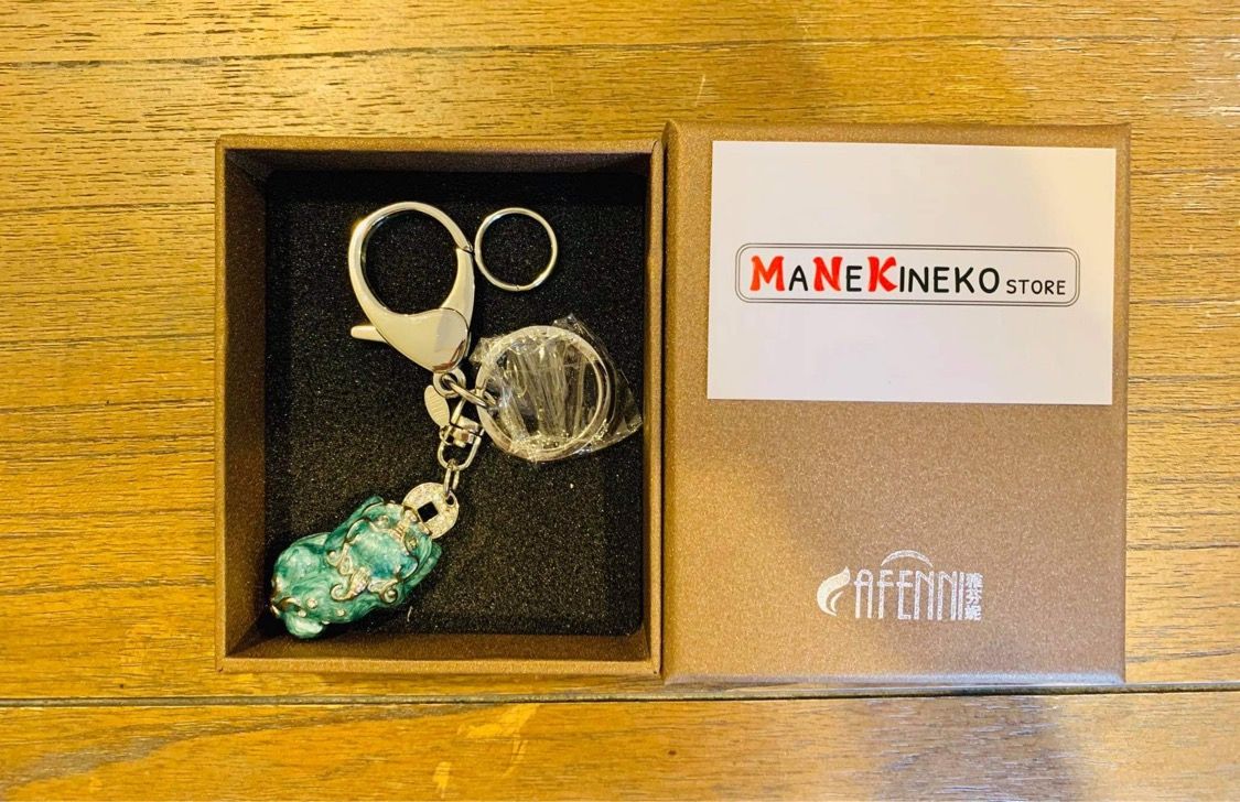 móc khoá oto tì hưu xanh ngọc
