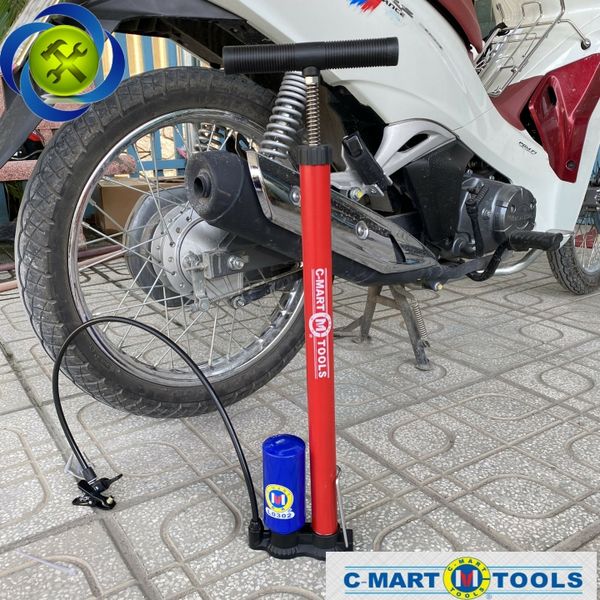 Bơm hơi bằng tay C-Mart L0302 ống đỏ