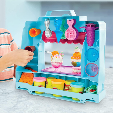  Bộ đồ chơi đất nặn xe kem di động Play-Doh 