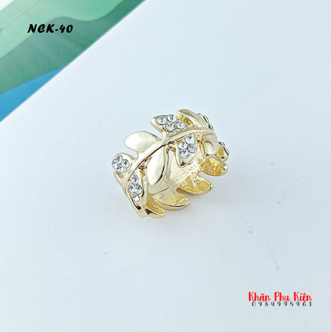 Phụ Kiện Thắt Khăn Lụa (NCK40)