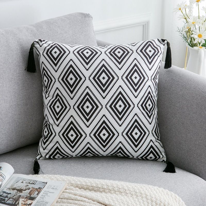 Vỏ Gối Tựa Lưng Sofa Nhung Hình Học Đen Đính Tua Rua