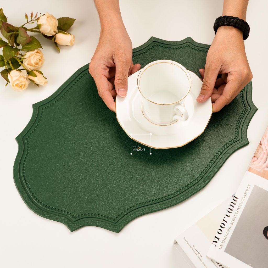 Tấm Lót Bàn Ăn Placemat Da PU Chống Thấm Kiểu Bầu Dục Phương Tây