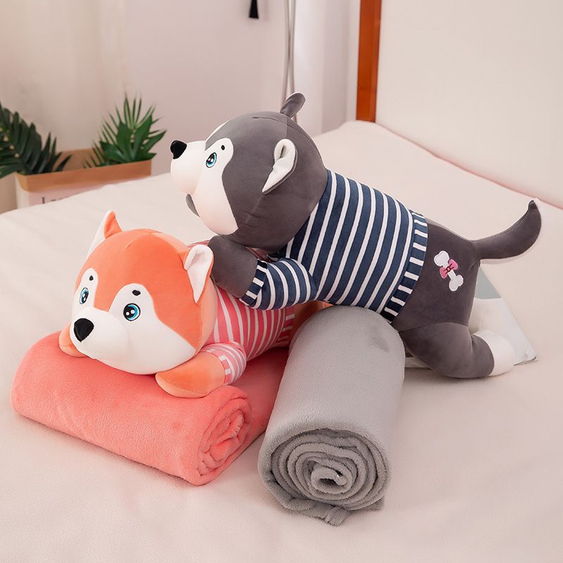 Gối Mền Husky Mặc Áo Sọc Hồng Xám Bông Tuyết Mịn