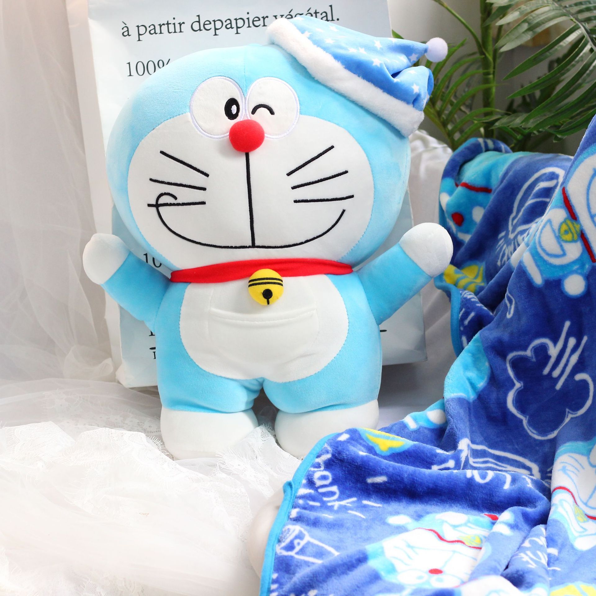 Gối Mền Văn Phòng Hình Doremon Chăn In Họa Tiết Cao Cấp