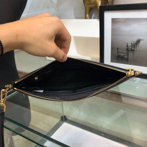 Clutch VERSACE nam nữ hoa văn vàng đẹp độc size 31cm