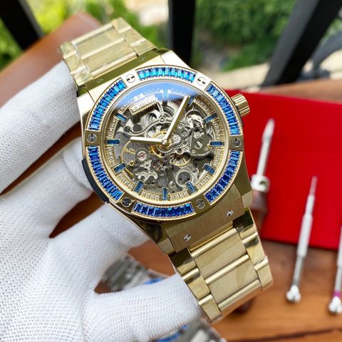 Đồng hồ nam HUBLOT lộ cơ dây kim loại hàng độc viền đá xanh case 45mm 3 màu 