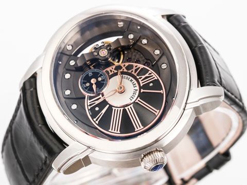 Đồng hồ nam Audemars* Piguet* lộ cơ mặt bầu dục case 41x47mm loại trơn và loại nạm kim cương đẹp hàng VIP 1:1