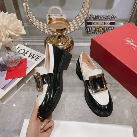 Giày nữ Loafer Roger* Vivie*r da bóng phối đen trắng đẹp sang VIP 1:1