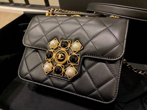 Túi xách nữ CHANEL* mini 18cm khoá nạm ngọc và đá kiểu mới cực sang chảnh SIÊU CẤP