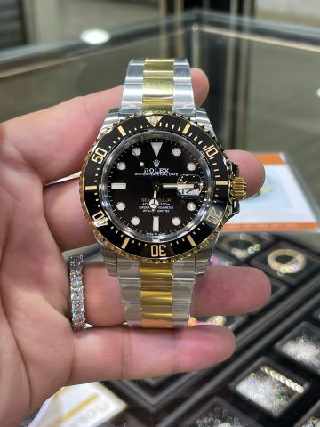 Đồng hồ nam rolex* dây kim loại Phiên bản mạ vàng 18K do khách hàng sản xuất phiên bản vàng