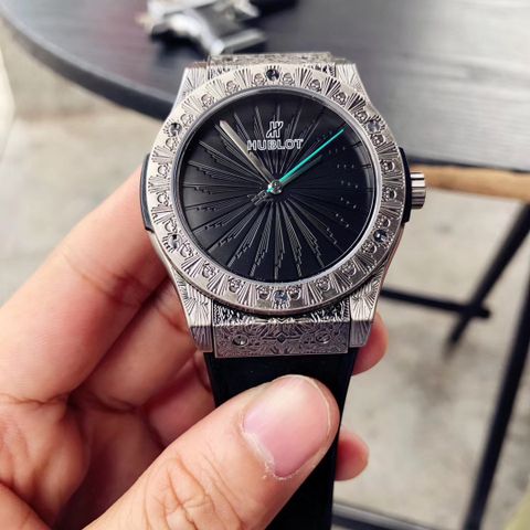 Đồng hồ nam hublot mặt trạm khắc hoa văn đẹp độc