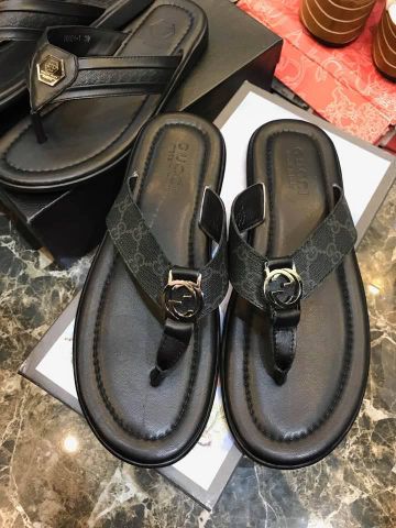 sandal gucci nam