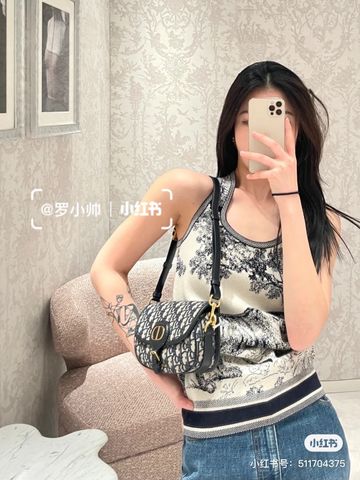 Bộ áo và quần short Dior* hoạ tiết bức tranh đặc trưng thương hiệu đẹp SIÊU CẤP