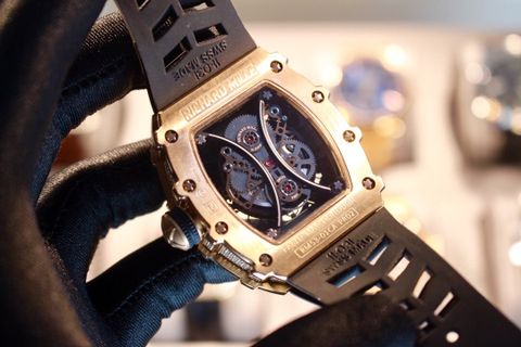 Đồng hồ nam RICHARD MILLE mặt đầu lâu nạm kim,