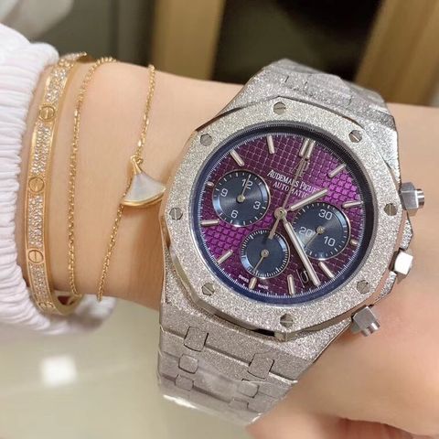 Đồng hồ nữ Audemars Piguet đẹp