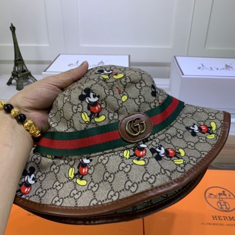 Mũ nam nữ GUCCI disney hoạ tiết chuột mickey đẹp độc