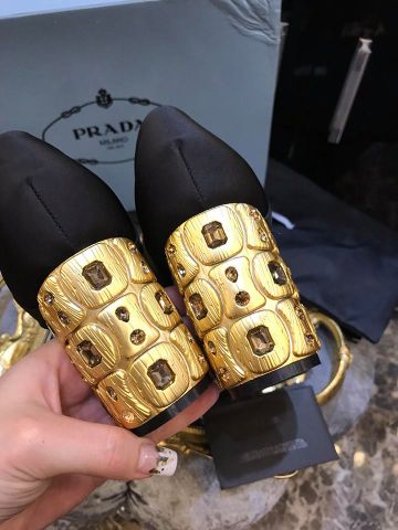 Sandal nữ prada dát kim loại sang chảnh cao cấp hàng về quá nét