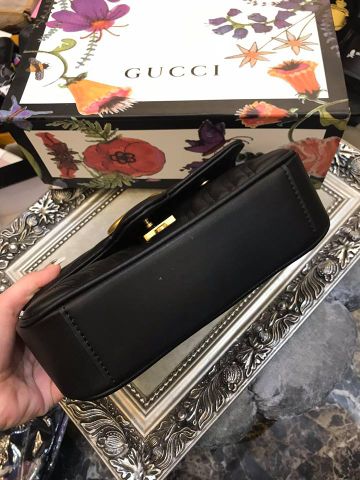 Túi gucci hàng da mềm đẹp nhỏ nhắn sz22cm