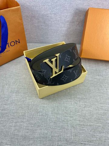 Belt nam LV* dây hoạ tiết Monogram Dây da sử dụng được cả hai mặt đẹp và tiện lợi SIÊU CẤP