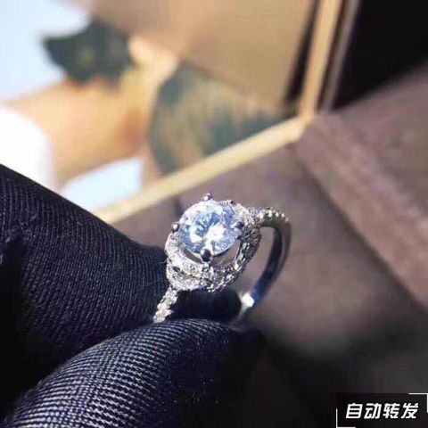 Nhẫn chaumet bạc ý 925 nạm đá si vàng trắng sáng loáng