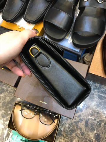 Túi gucci đẹp có dây xích đeo dài