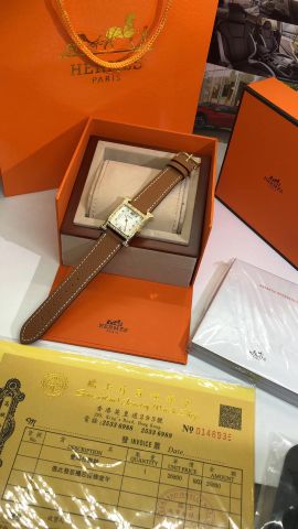 Đồng hồ nữ HERMES case 28cm viền đá đẹp Super