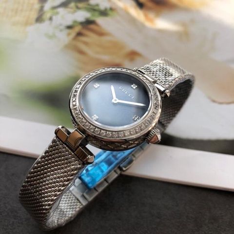 Đồng hồ gucci nữ đẹp case 27mm sale