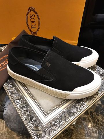 Giày slip on tods da lộn