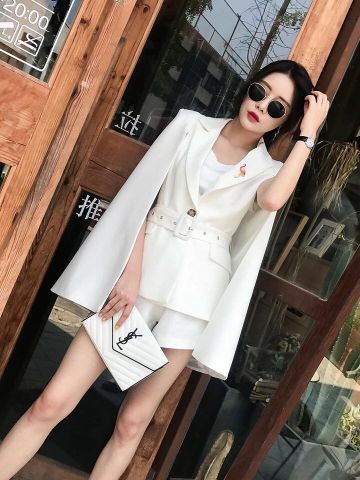 Bộ vest nữ tay cape đai eo