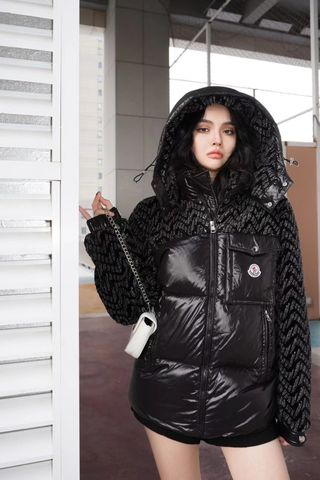 Áo phao nữ moncler* kiểu độc đẹp VIP 1:1