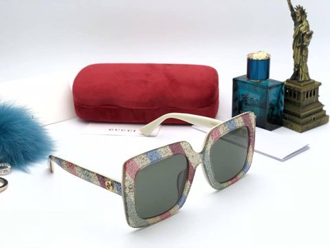 Kính gucci nữ độc đẹp mắt vuông to