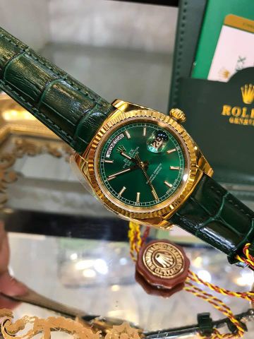 Đồng hồ rolex nữ đẹp siêu cấp dây vân cá sấu