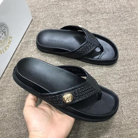 Dép tông nam versace