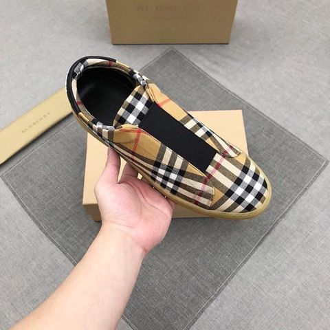 Giày Giày slip on nam BURBERRY