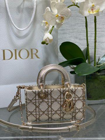 Túi xách nữ Dior* thêu hạt hoạ tiết caro đẹp sang VIP 1:1 chất lượng hàng đầu